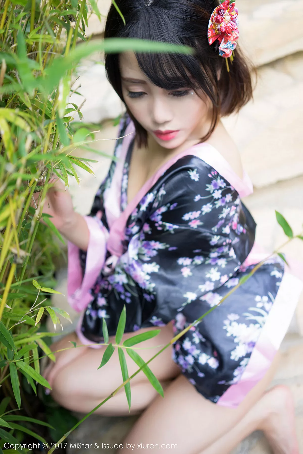 秀人集.com_[MiStar魅妍社]Vol.149_女神兜豆靓Youlina长滩旅拍泳池边性感比基尼迷人写真53P