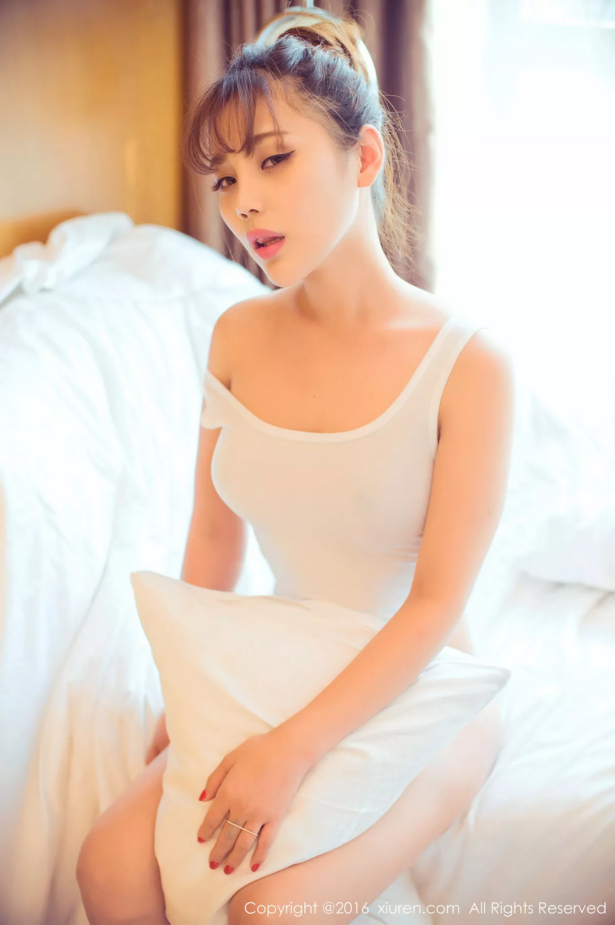 秀人集.com_[XiuRen秀人网]No.633_嫩模周予然居家私房高叉透视泳衣秀酥胸豪乳完美身材性感写真62P