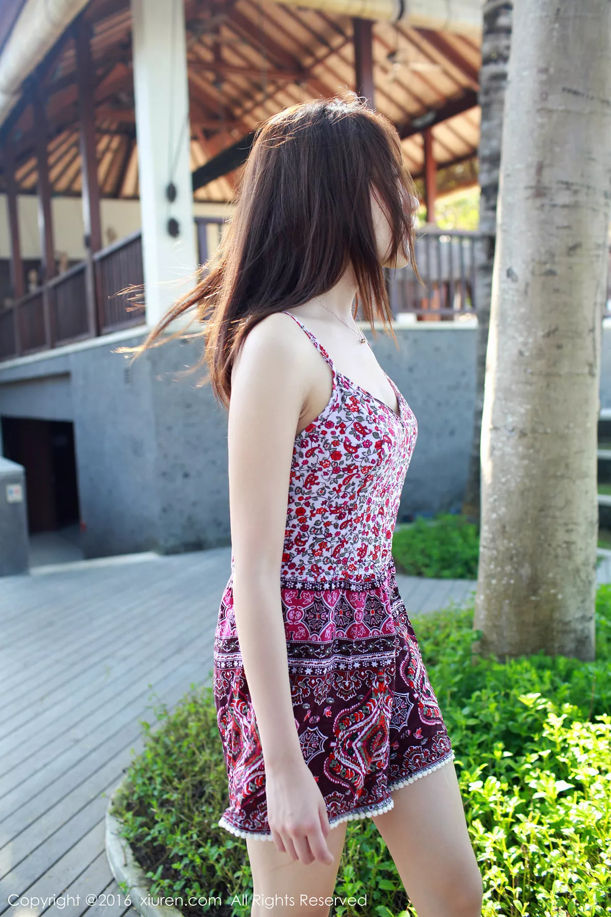 秀人集.com_[XiuRen秀人网]No.562_嫩模许诺Sabrina巴厘岛旅拍邻家女孩清纯花色连身短裙写真53P