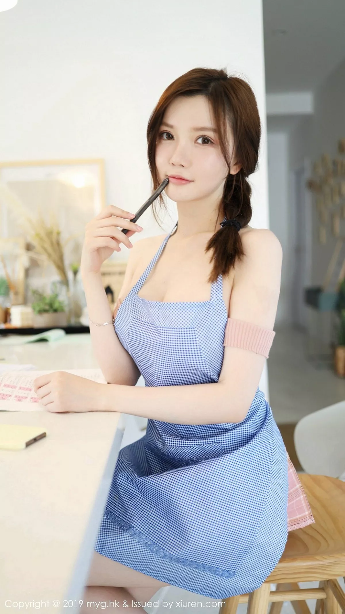 秀人集.com_[MyGirl美媛馆]Vol.381_嫩模糯美子Mini居家私房女仆主题秀火辣身材完美诱惑写真100P