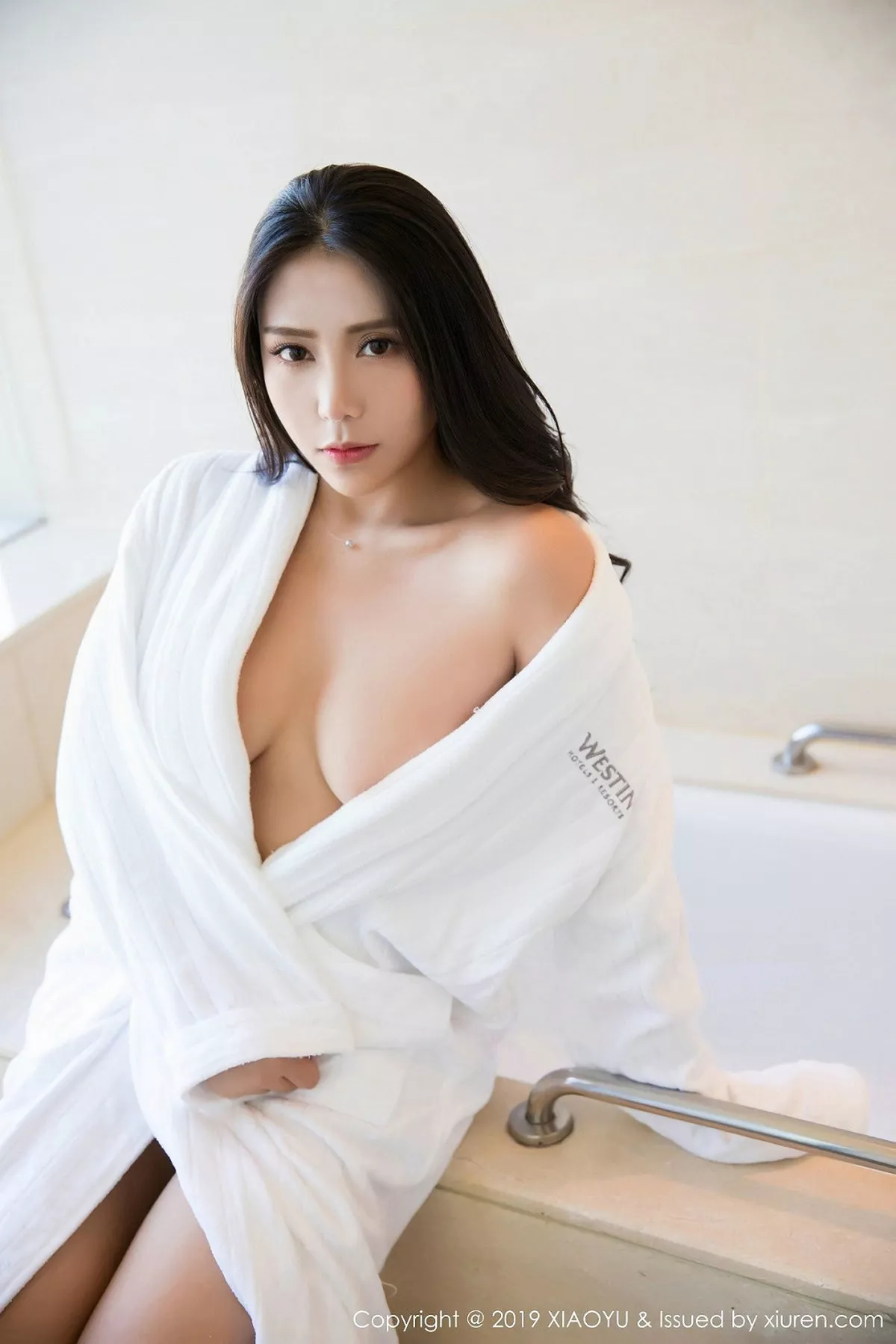 秀人集.com_[XiaoYu画语界]Vol.136_嫩模安可儿私房白色缕空内衣半脱露豪乳翘臀诱惑写真52P