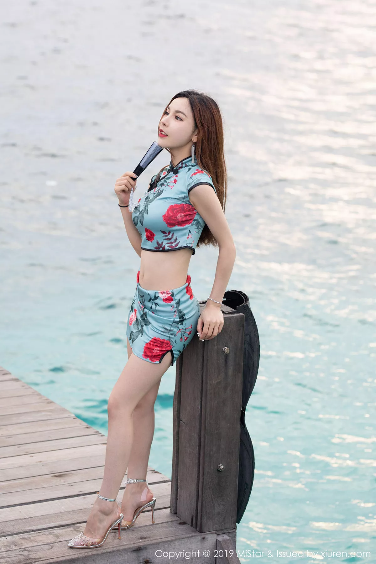秀人集.com_[MiStar魅妍社]Vol.306_嫩模沈佳熹仙本那旅拍户外华丽古韵旗袍装扮性感写真40P