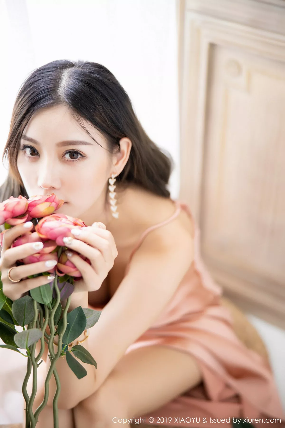 秀人集.com_[XiaoYu画语界]Vol.143_女神杨晨晨sugar私房性感奶牛内衣系列秀完美身材诱惑写真55P