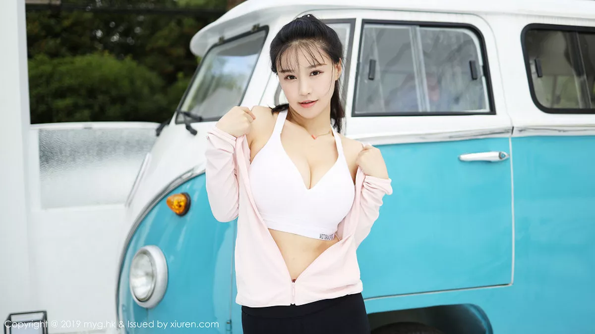 秀人集.com_[MyGirl美媛馆]Vol.387_女神Flower朱可儿户外运动装半脱秀蕾丝内裤惹火诱惑写真75P