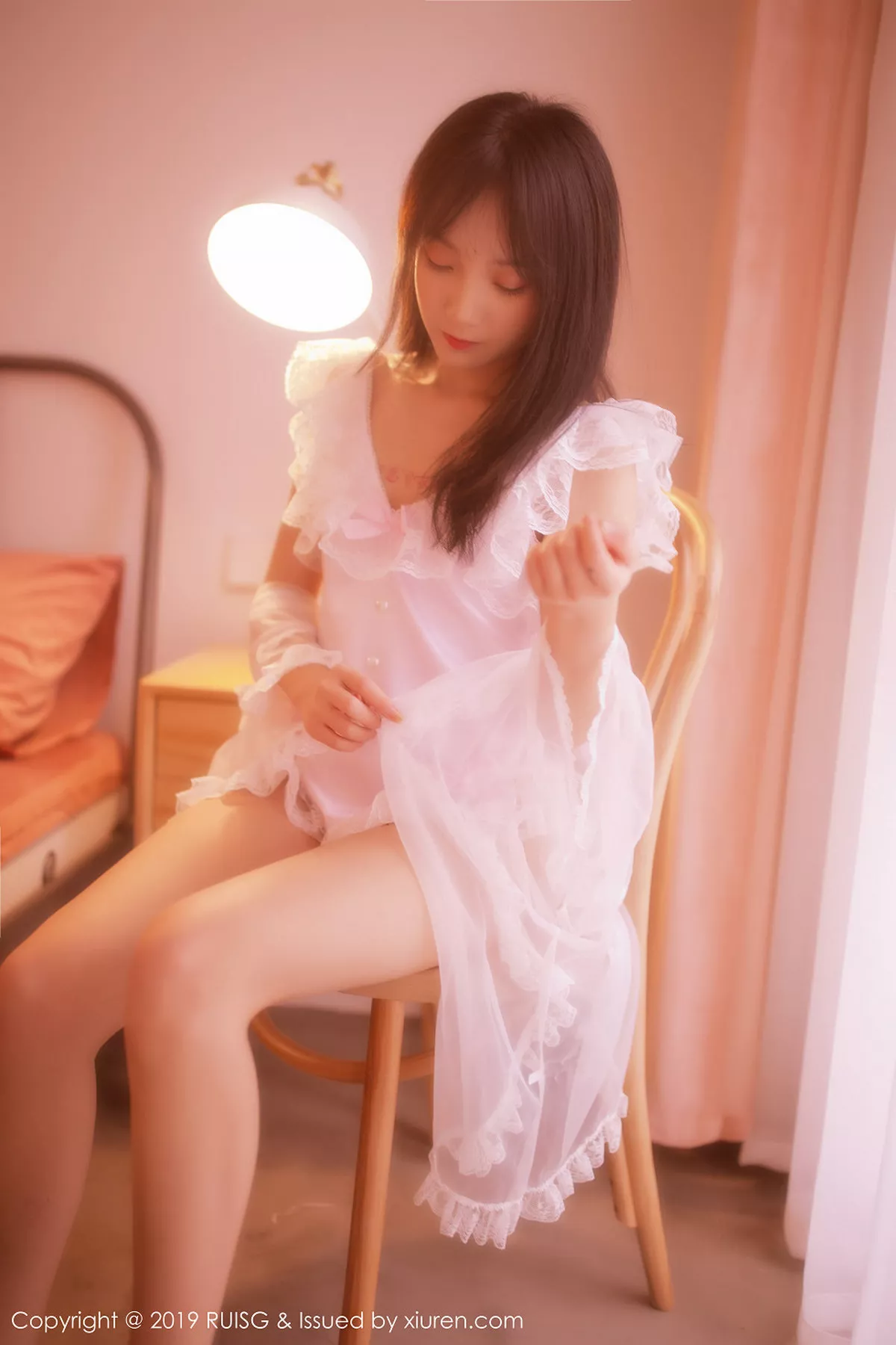 秀人集.com_[RUISG瑞丝馆]Vol.085_新人妹子小葡萄miki私房梦幻光线诱人蕾丝内衣唯美诱惑写真43P