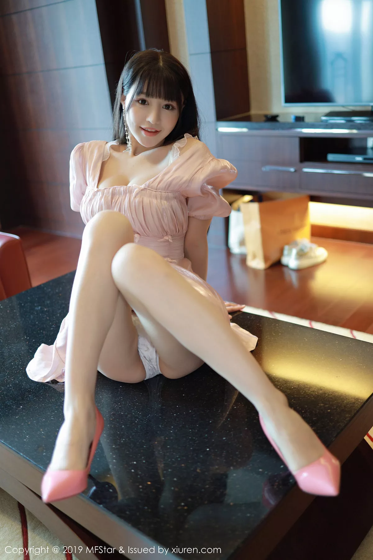 秀人集.com_[MFStar模范学院]Vol.217_女神Flower朱可儿粉色连身裙全脱秀性感内衣完美诱惑写真90P