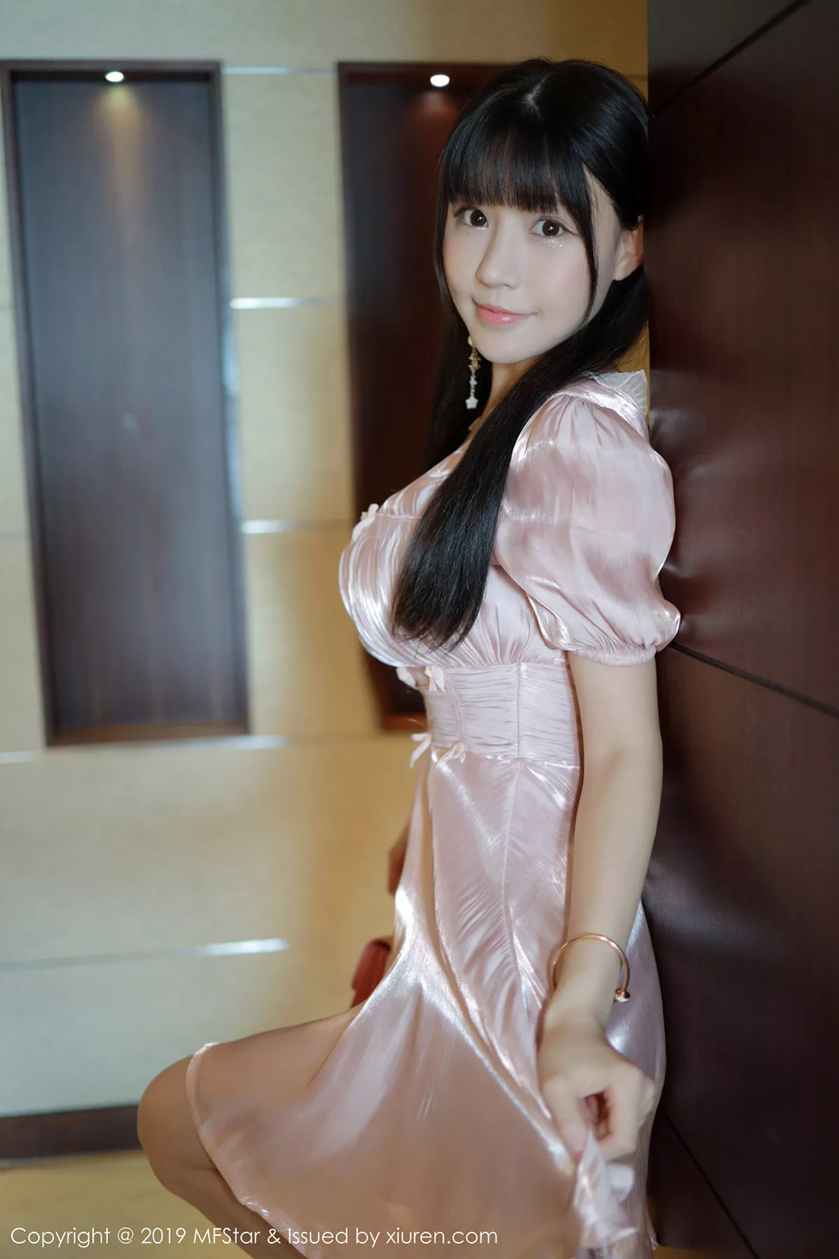 秀人集.com_[MFStar模范学院]Vol.217_女神Flower朱可儿粉色连身裙全脱秀性感内衣完美诱惑写真90P