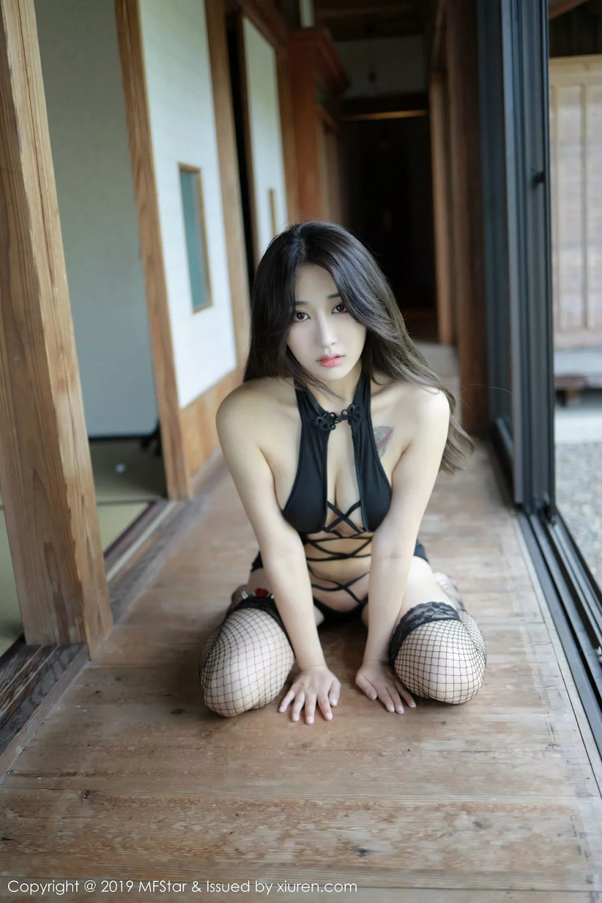 秀人集.com_[MFStar模范学院]Vol.222_嫩模Betty林子欣日本旅拍开胸连体情趣内衣撩人诱惑写真53P