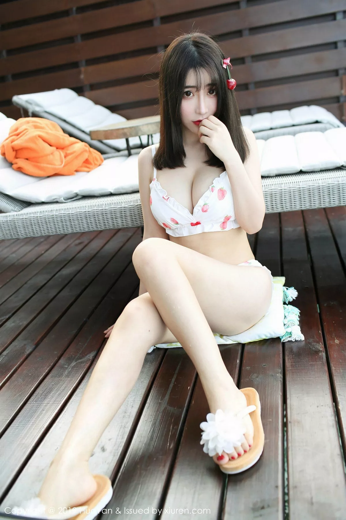秀人集.com_[HuaYan花の颜]Vol.070_女神绯月樱-Cherry马尔代夫旅拍高叉连体衣完美诱惑写真55P