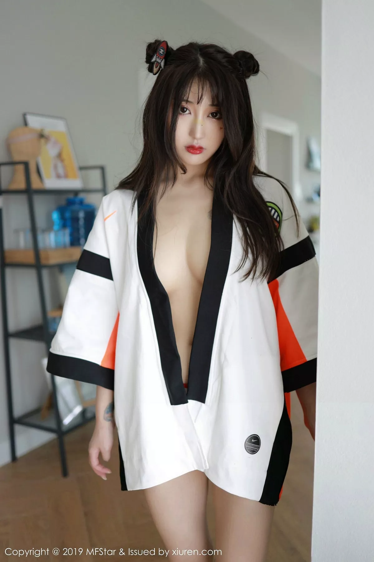 秀人集.com_[MFStar模范学院]Vol.226_嫩模Betty林子欣清迈旅拍私房真空运动服露半球诱惑写真45P