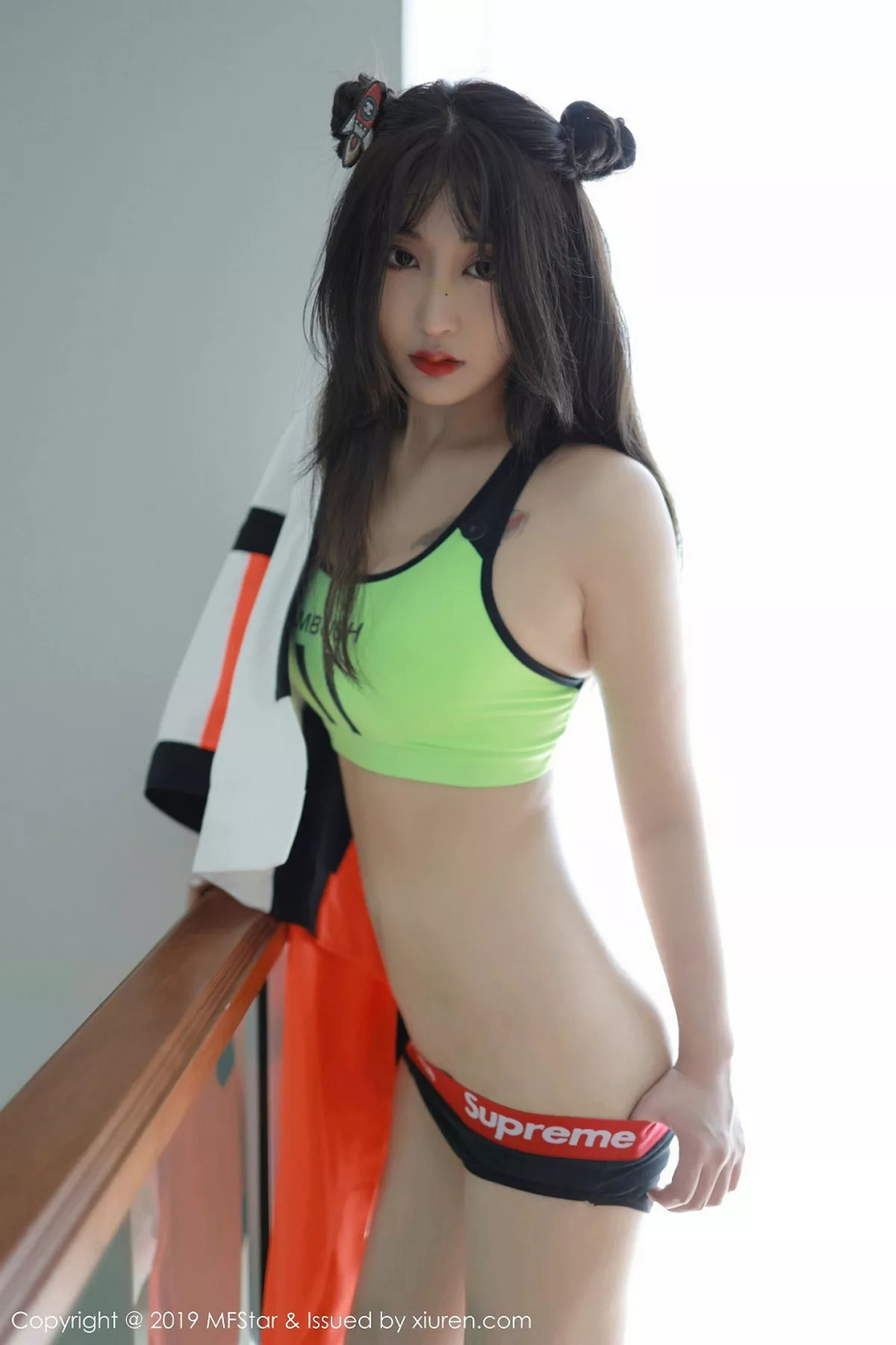 秀人集.com_[MFStar模范学院]Vol.226_嫩模Betty林子欣清迈旅拍私房真空运动服露半球诱惑写真45P