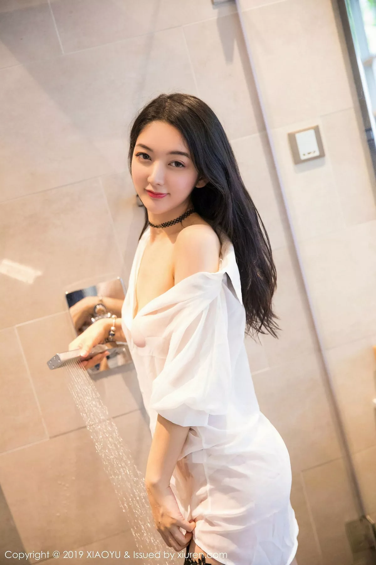 秀人集.com_[XiaoYu画语界]Vol.211_女神Angela小热巴私房白色蕾丝内衣配白丝袜透视诱惑写真100P