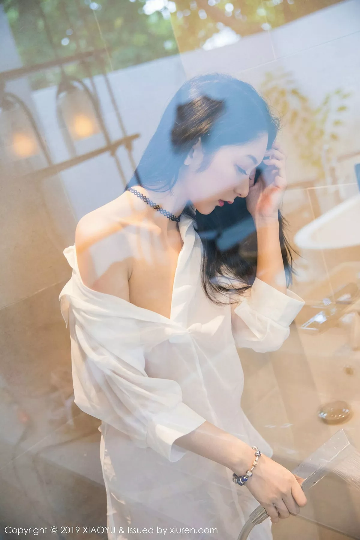 秀人集.com_[XiaoYu画语界]Vol.211_女神Angela小热巴私房白色蕾丝内衣配白丝袜透视诱惑写真100P