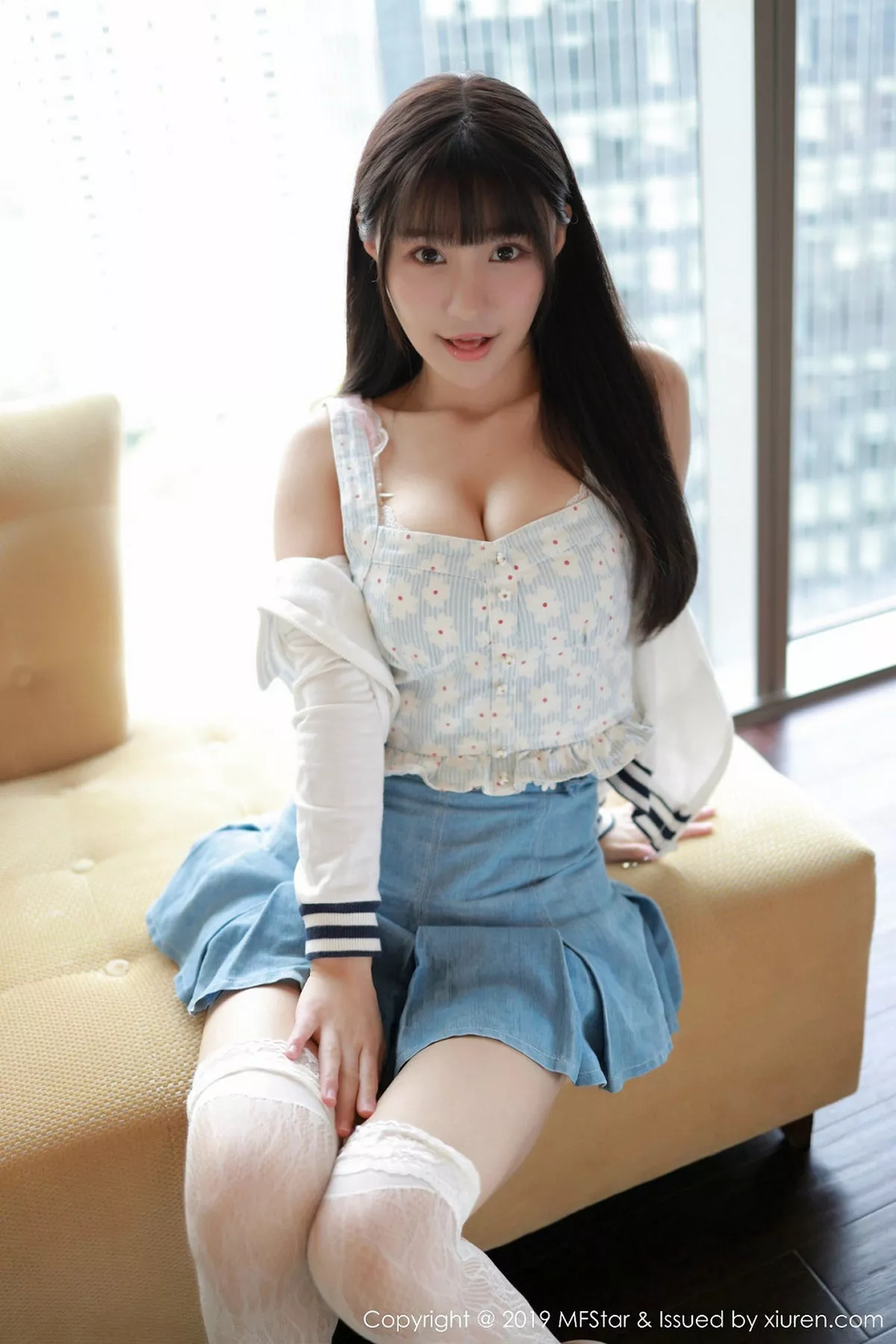 秀人集.com_[MFStar模范学院]Vol.233_女神Flower朱可儿私房半脱露粉色内衣秀豪乳诱惑写真77P