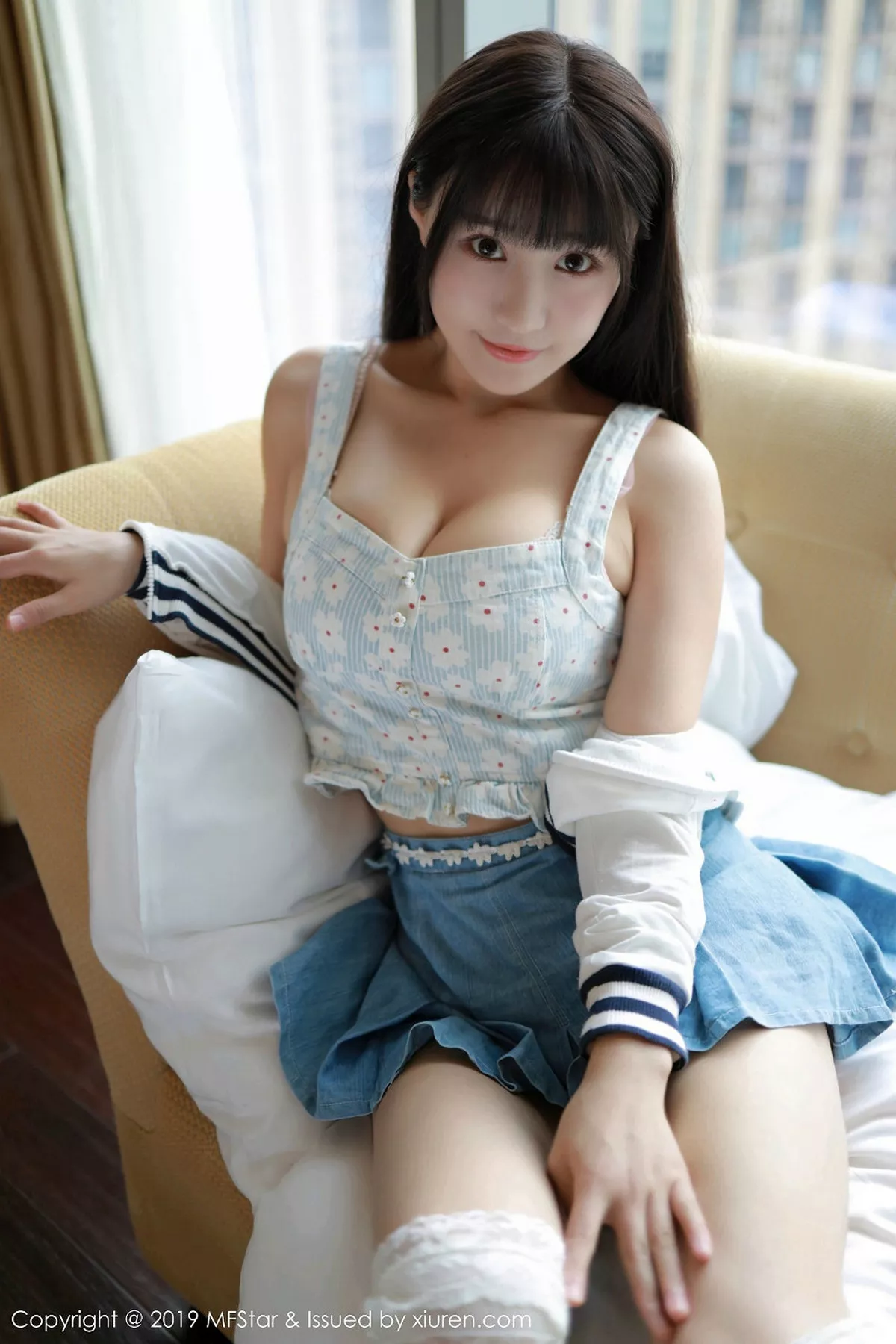 秀人集.com_[MFStar模范学院]Vol.233_女神Flower朱可儿私房半脱露粉色内衣秀豪乳诱惑写真77P