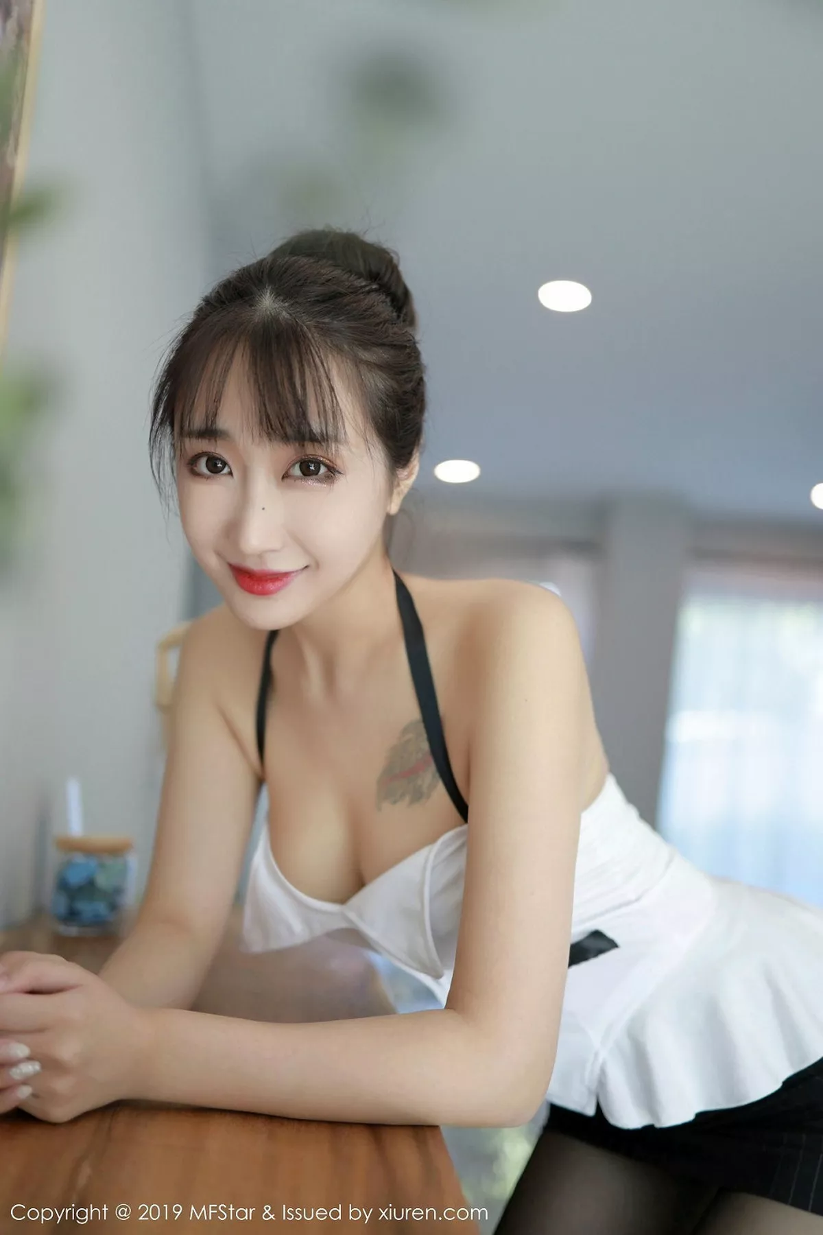 秀人集.com_[MFStar模范学院]Vol.238_嫩模Betty林子欣泰国清迈旅拍私房黑丝美腿完美诱惑写真51P
