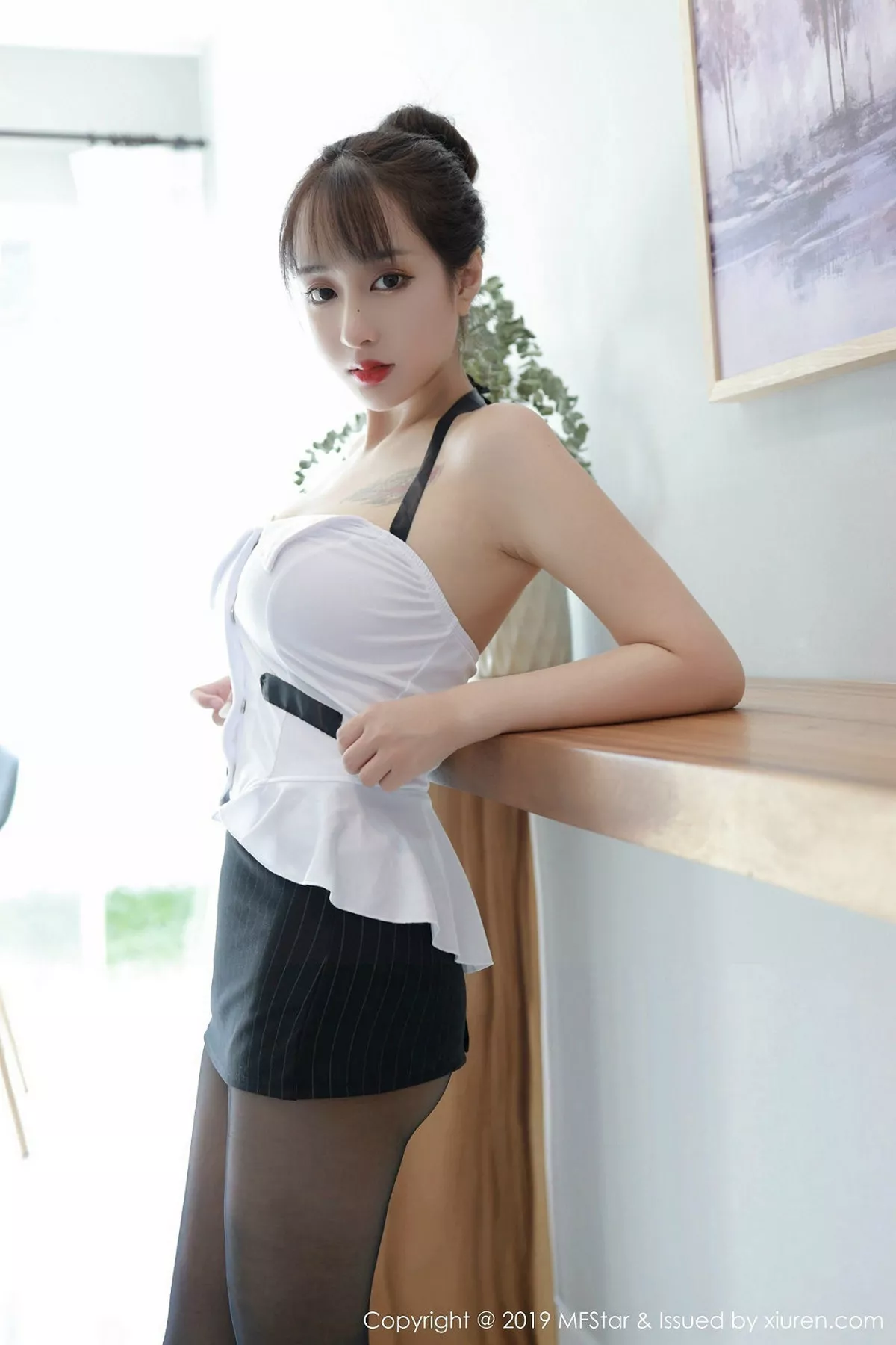 秀人集.com_[MFStar模范学院]Vol.238_嫩模Betty林子欣泰国清迈旅拍私房黑丝美腿完美诱惑写真51P