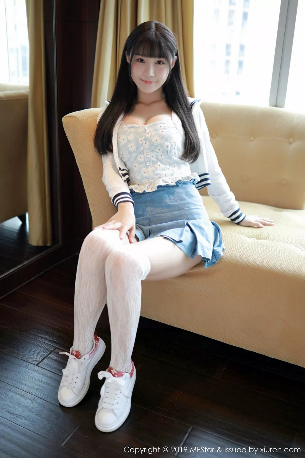秀人集.com_[MFStar模范学院]Vol.233_女神Flower朱可儿私房半脱露粉色内衣秀豪乳诱惑写真77P