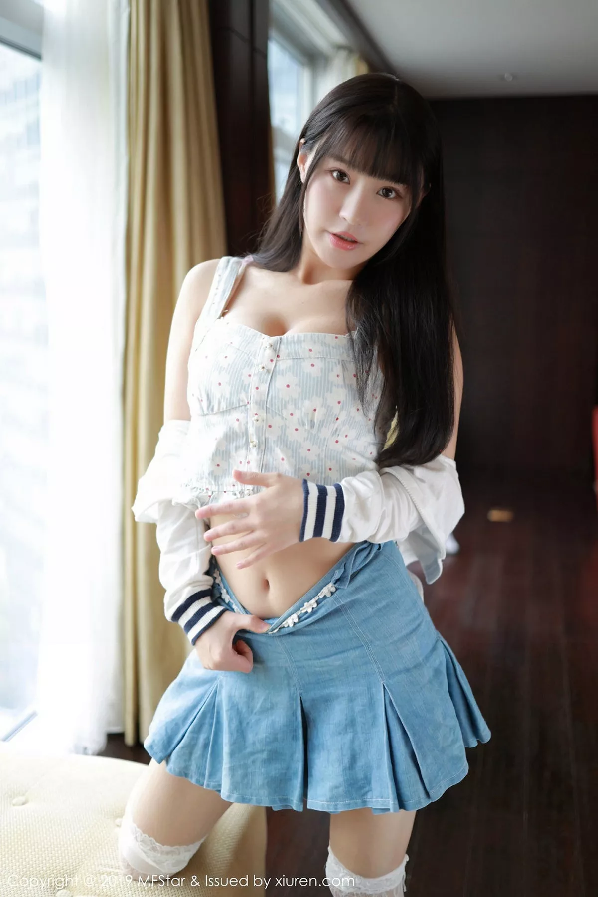 秀人集.com_[MFStar模范学院]Vol.233_女神Flower朱可儿私房半脱露粉色内衣秀豪乳诱惑写真77P