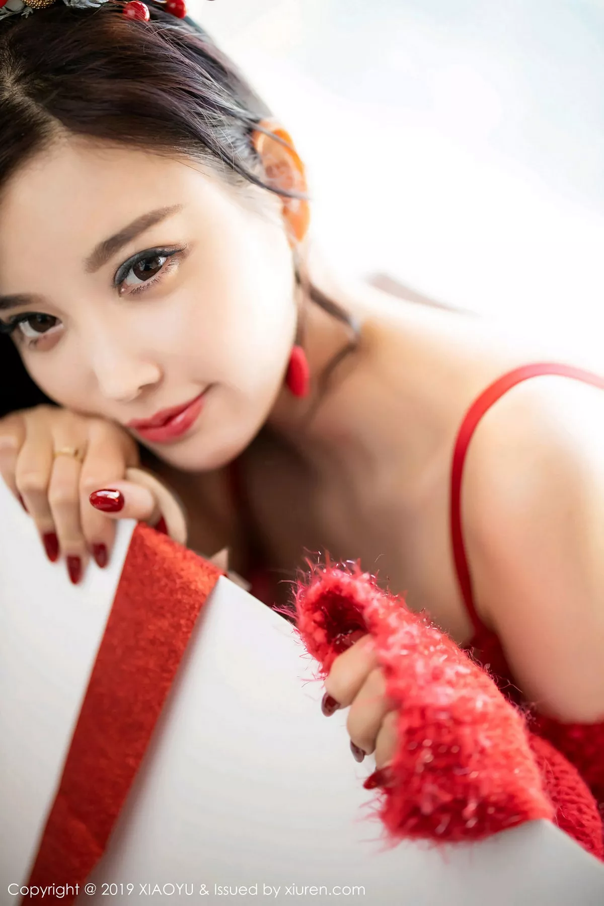 秀人集.com_[XiaoYu画语界]Vol.221_女神杨晨晨sugar圣诞主题性感红色内衣秀完美身材诱惑写真71P