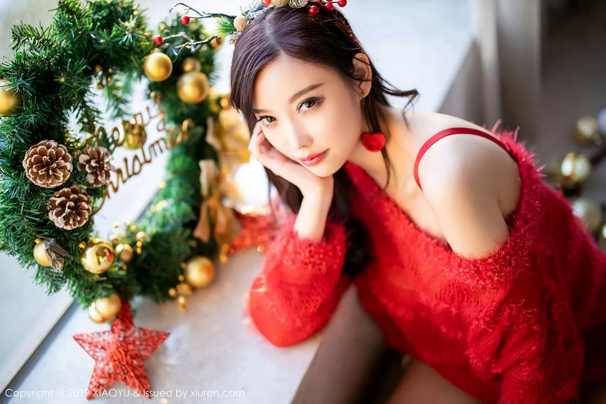 秀人集.com_[XiaoYu画语界]Vol.221_女神杨晨晨sugar圣诞主题性感红色内衣秀完美身材诱惑写真71P
