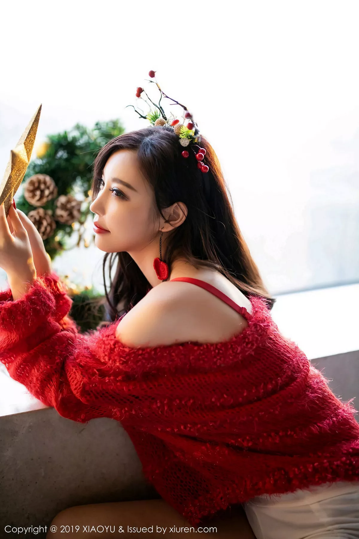 秀人集.com_[XiaoYu画语界]Vol.221_女神杨晨晨sugar圣诞主题性感红色内衣秀完美身材诱惑写真71P