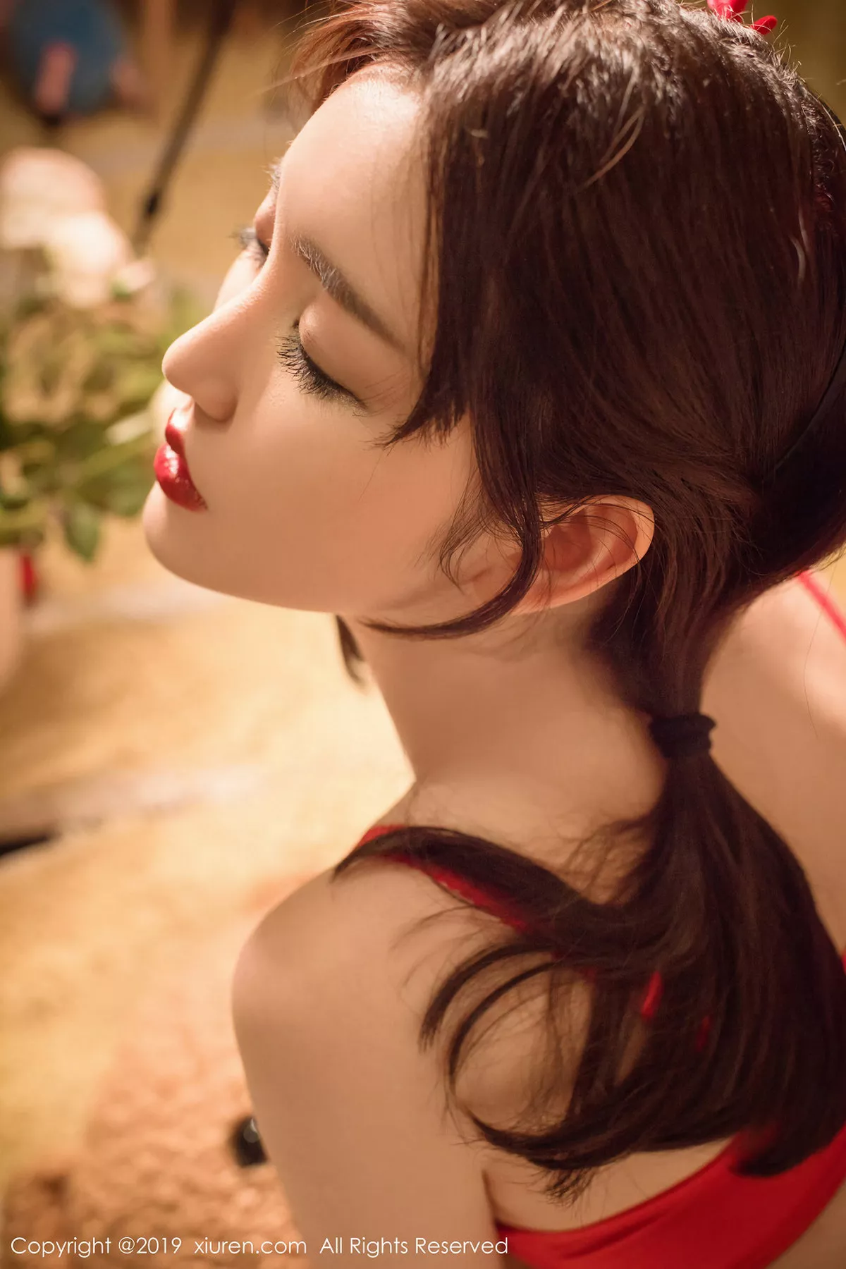 秀人集.com_[XiuRen秀人网]No.1878_女神沈梦瑶圣诞礼物主题红色飘带裹身秀火辣身材极致诱惑写真60P