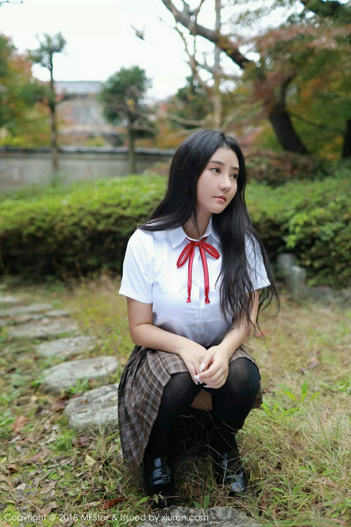 秀人集.com_[MFStar模范学院]Vol.163_嫩模Manuela玛鲁娜日本旅拍户外学生制服靓丽迷人写真42P