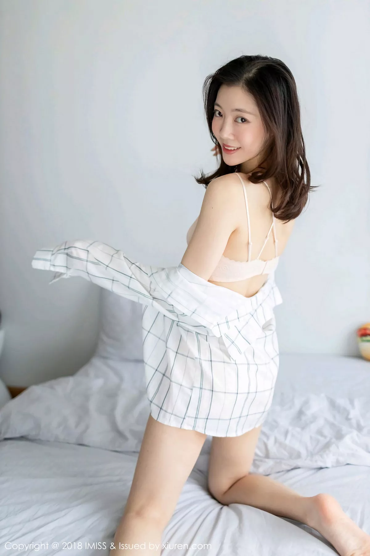 秀人集.com_[IMISS爱蜜社]Vol.308_嫩模miya米雅私房性感内衣系列秀完美身材修长美腿写真41P