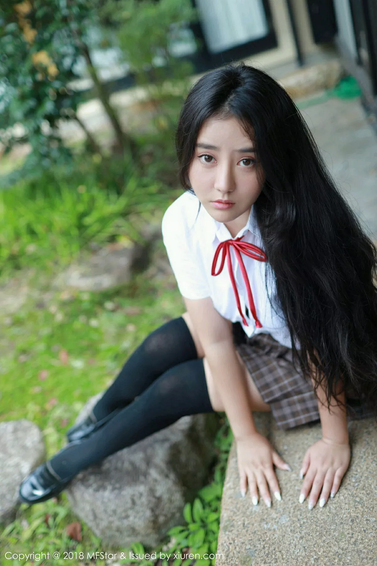 秀人集.com_[MFStar模范学院]Vol.163_嫩模Manuela玛鲁娜日本旅拍户外学生制服靓丽迷人写真42P
