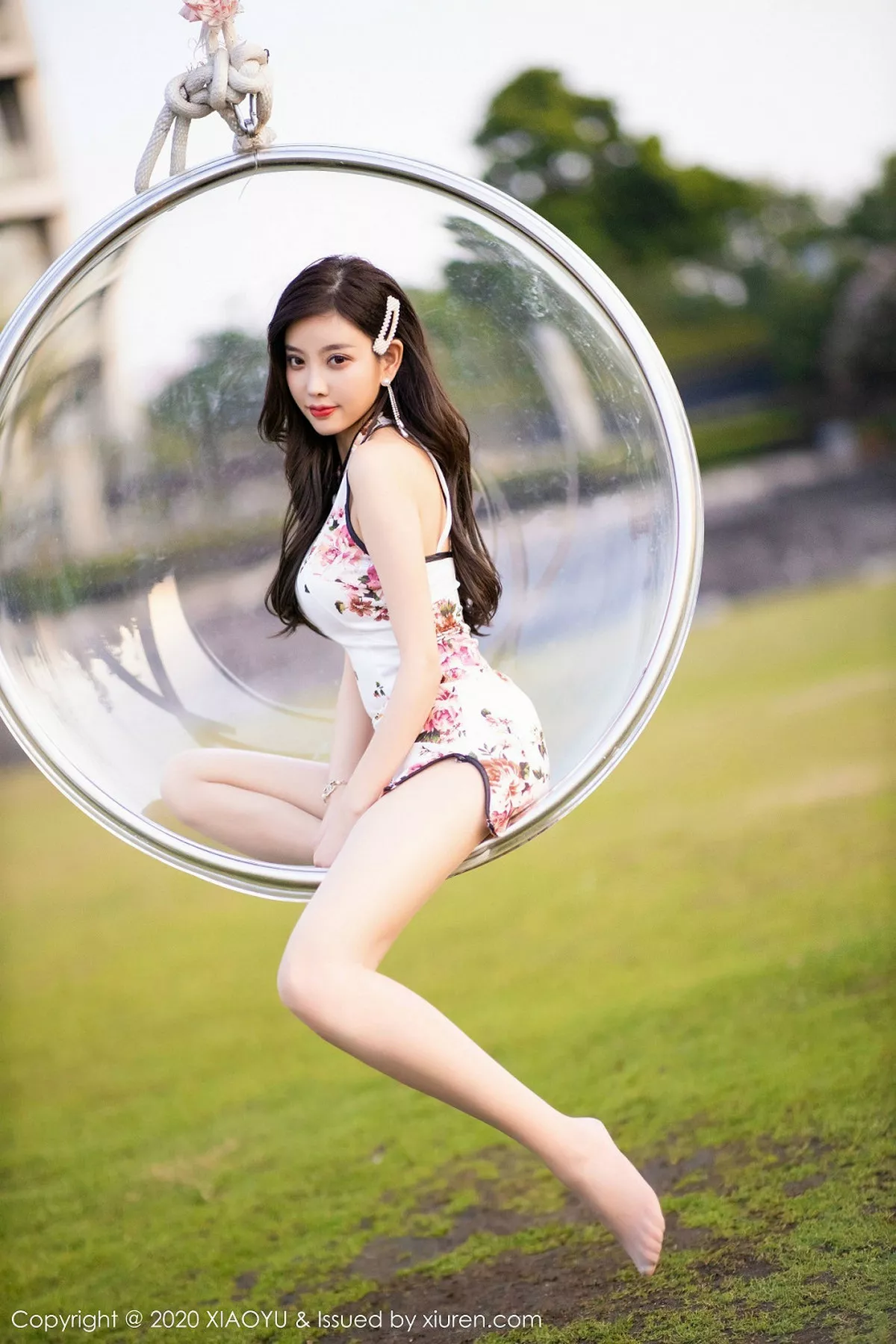 秀人集.com_[XiaoYu画语界]Vol.233_女神杨晨晨室外性感古韵旗袍配超薄肉丝秀美臀玉足诱惑写真140P