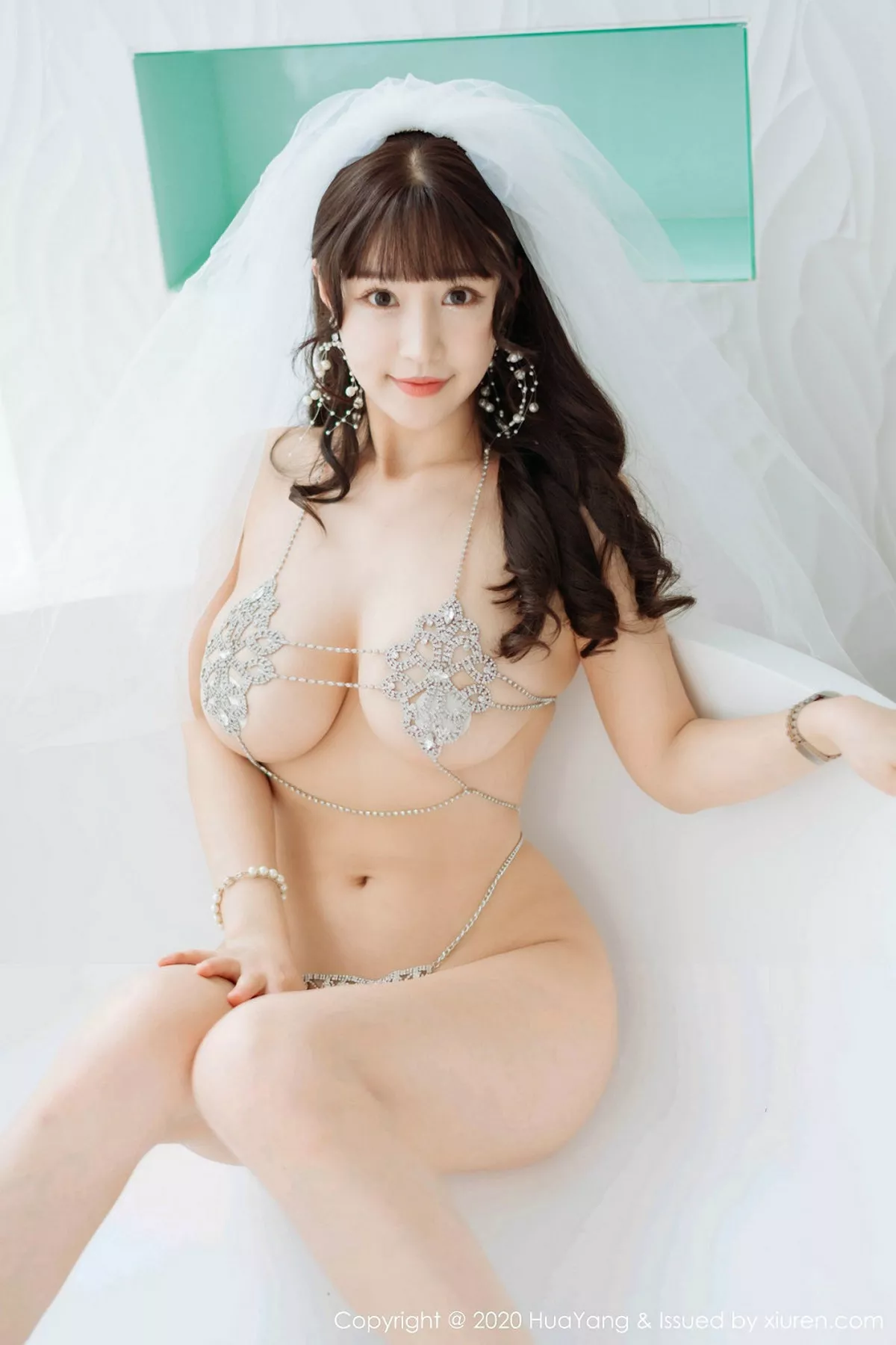 秀人集.com_[HuaYang花漾]Vol.214_嫩模朱可儿Flower普吉岛旅拍镂空内衣秀火辣身材极致诱惑写真59P