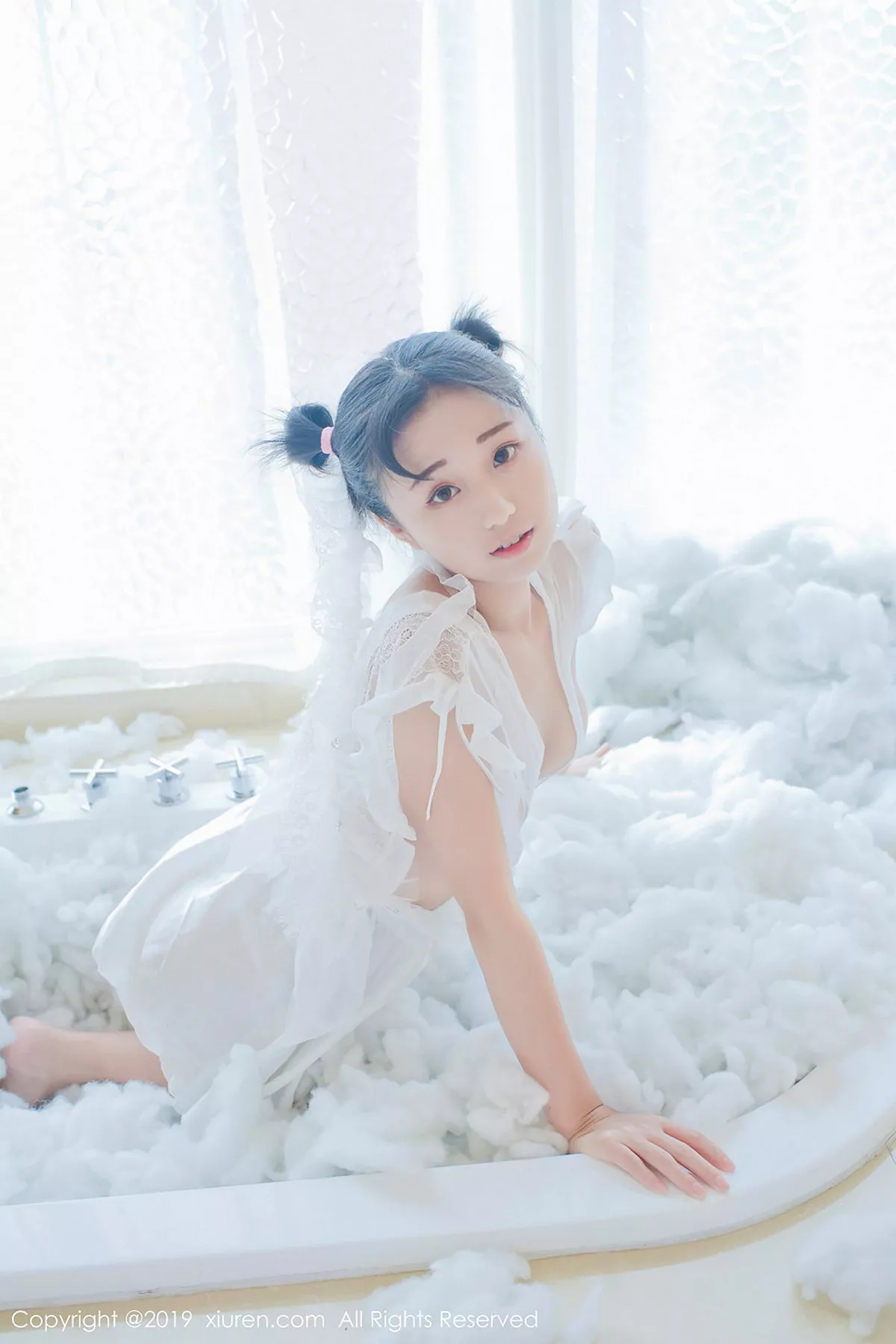 秀人集.com_[XiuRen秀人网]No.1313_豪乳嫩模仓井优香私房白色蕾丝薄纱露傲人豪乳撩人诱惑写真45P