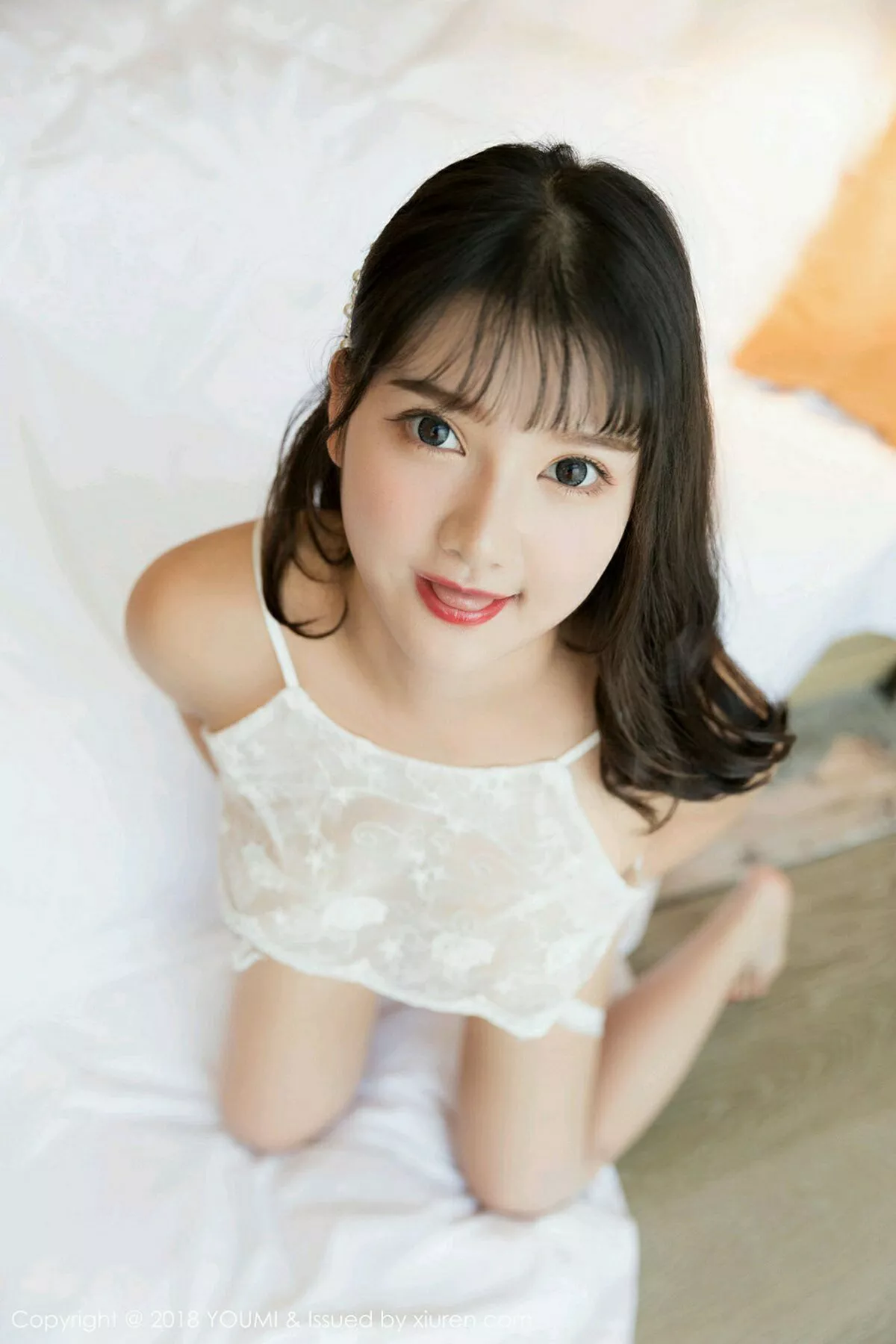 秀人集.com_[YouMi尤蜜荟]Vol.248_巨乳嫩模小尤奈私房性感内衣半脱露傲人豪乳丰满翘臀诱惑写真55P