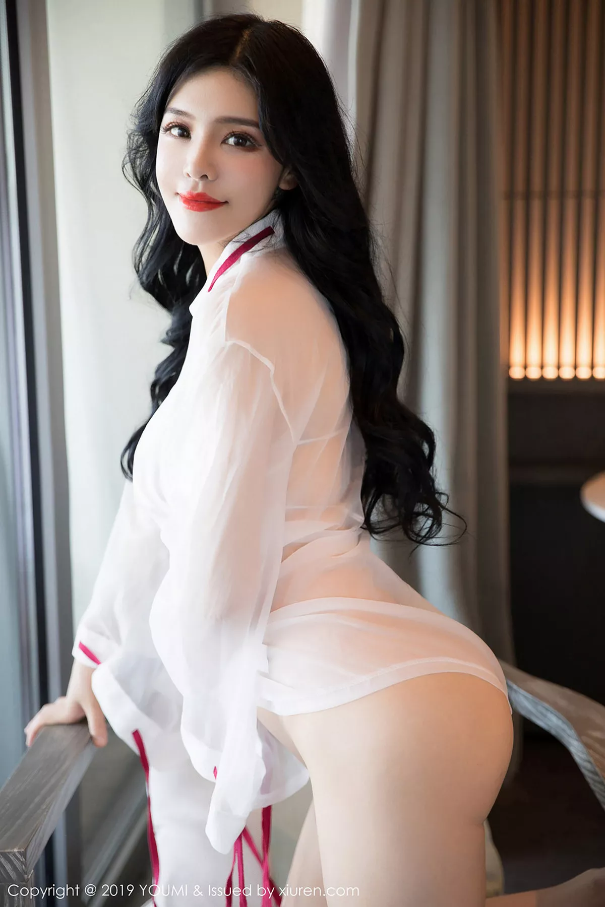 秀人集.com_[YouMi尤蜜荟]Vol.258_女神刘钰儿三亚旅拍黑色镂空内衣配丁字裤露翘臀喷血诱惑写真40P