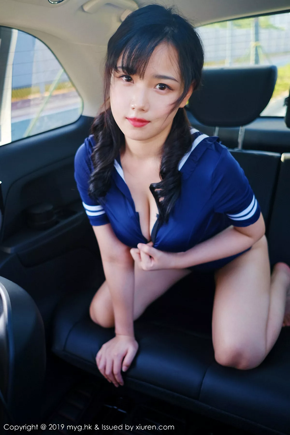 秀人集.com_[MyGirl美媛馆]Vol.346_女神徐微微mia美人车拍系列大尺度全脱露美体诱惑写真54P