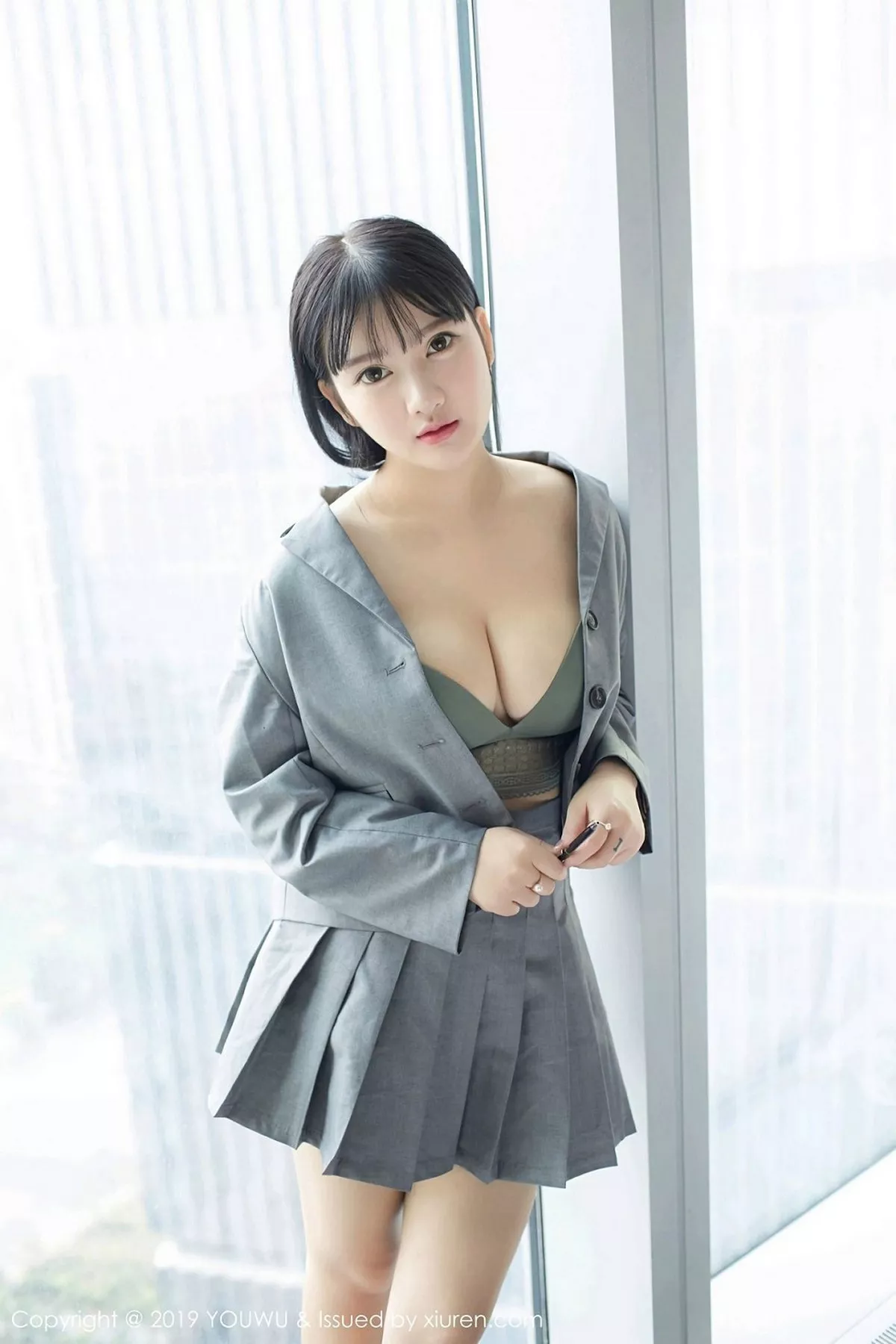 秀人集.com_[YouWu尤物馆]Vol.138_巨乳嫩模小尤奈私房黑色高叉连体内衣秀傲人豪乳诱惑写真59P