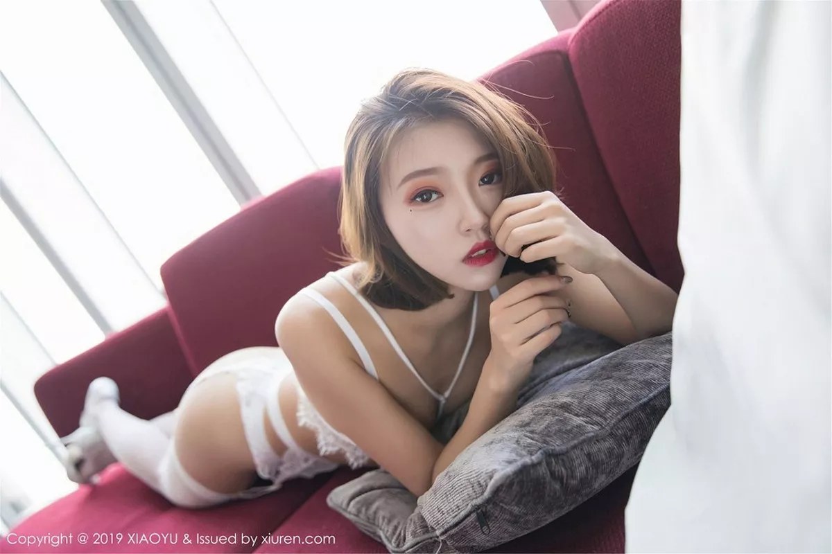 秀人集.com_[XiaoYu画语界]Vol.053_女神冯木木LRIS私房白色蕾丝吊带丝袜完美诱惑写真59P
