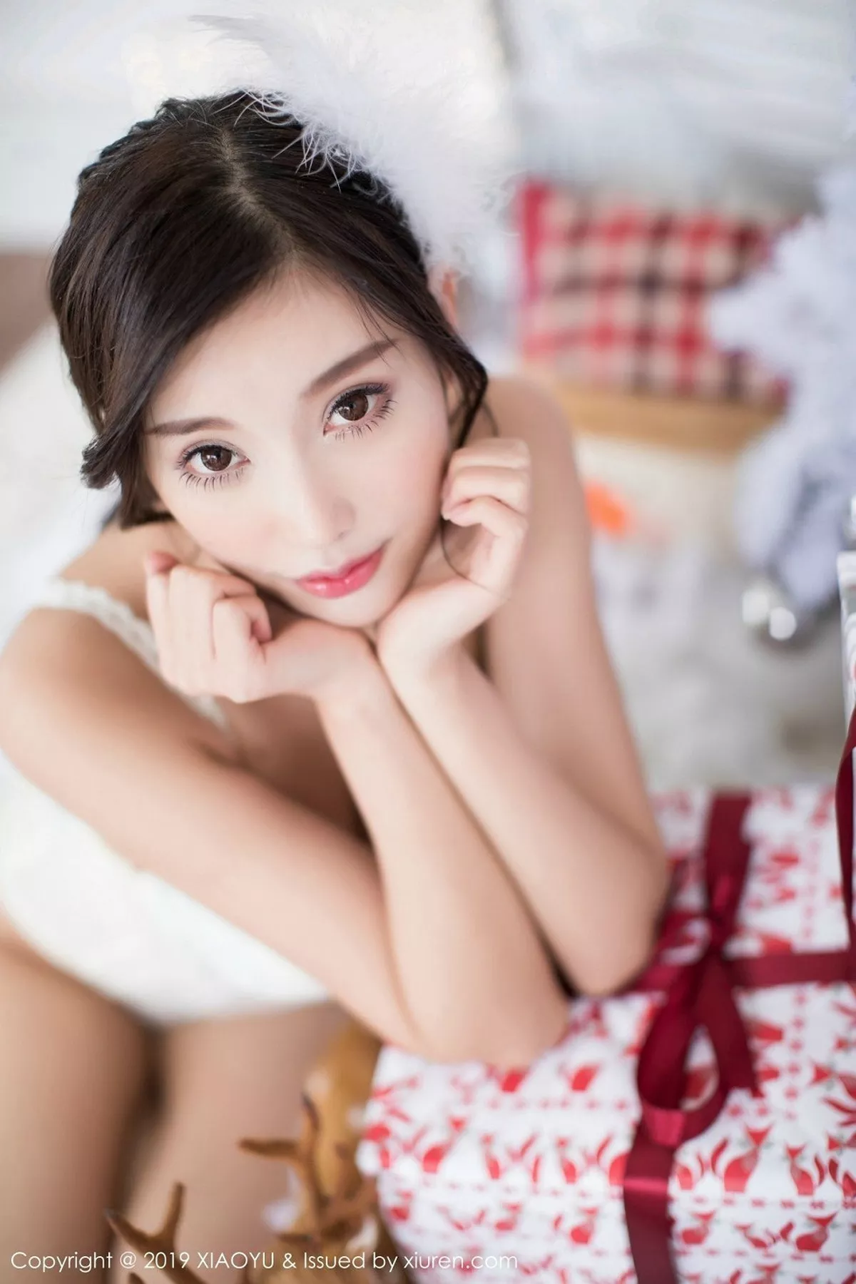 秀人集.com_[XiaoYu画语界]Vol.059_女神杨晨晨sugar圣诞主题性感内衣秀火辣身材诱惑写真45P