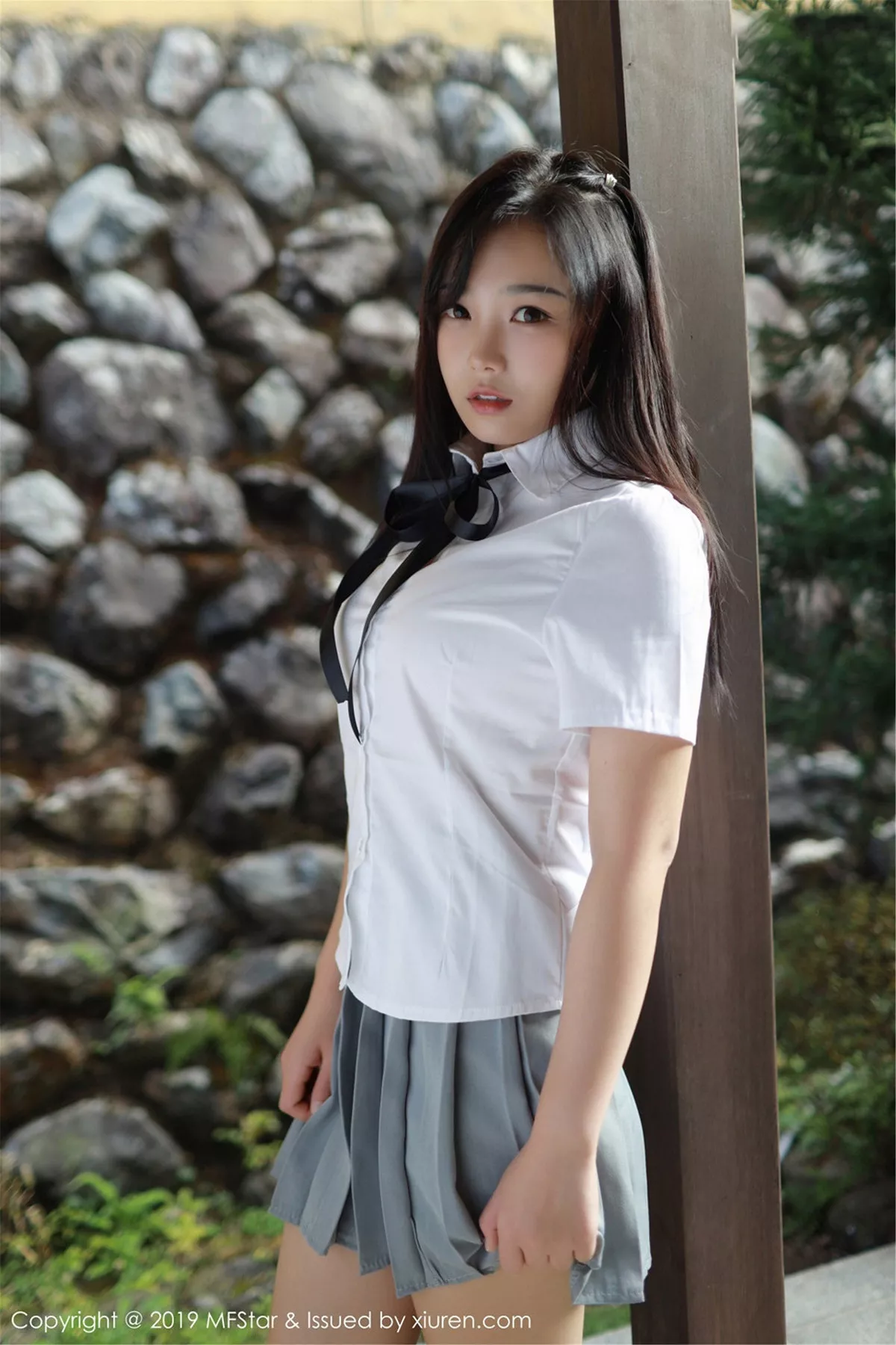 秀人集.com_[MFStar模范学院]Vol.193_女神徐微微miar日本旅拍户外学生JK制服清爽迷人写真40P