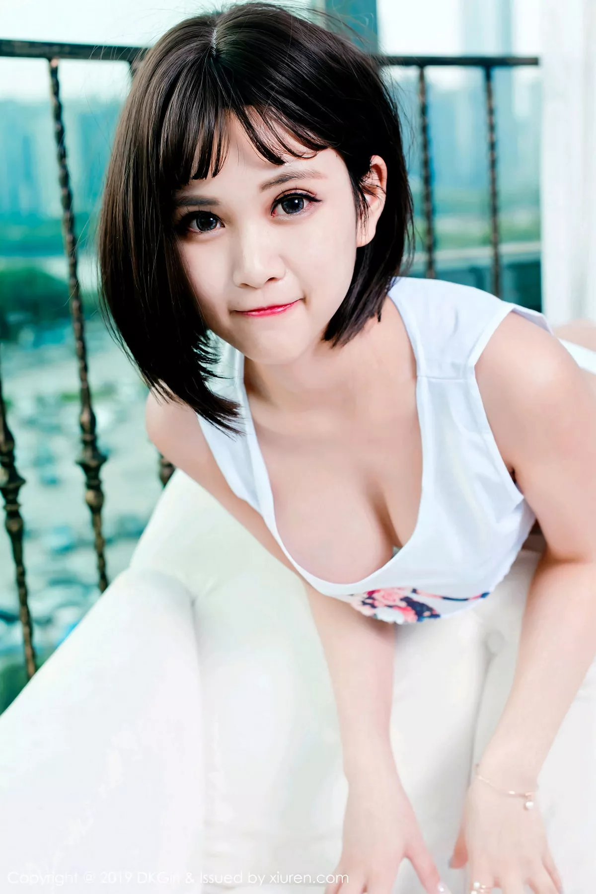 秀人集.com_[DKGirl御女郎]Vol.106_嫩模萌宝儿BoA私房半截内衣配白色丁字裤惹火诱惑写真53P