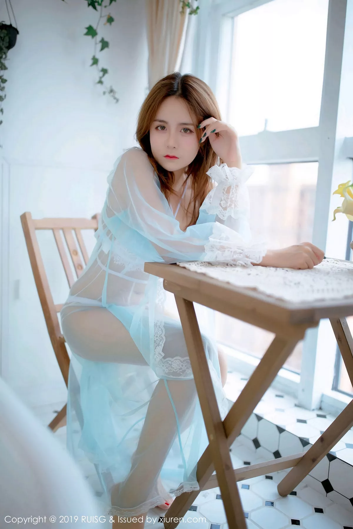秀人集.com_[RUISG瑞丝馆]Vol.062_嫩模Daisy琳琳私房薄纱秀白色蕾丝情趣内衣撩人诱惑写真42P