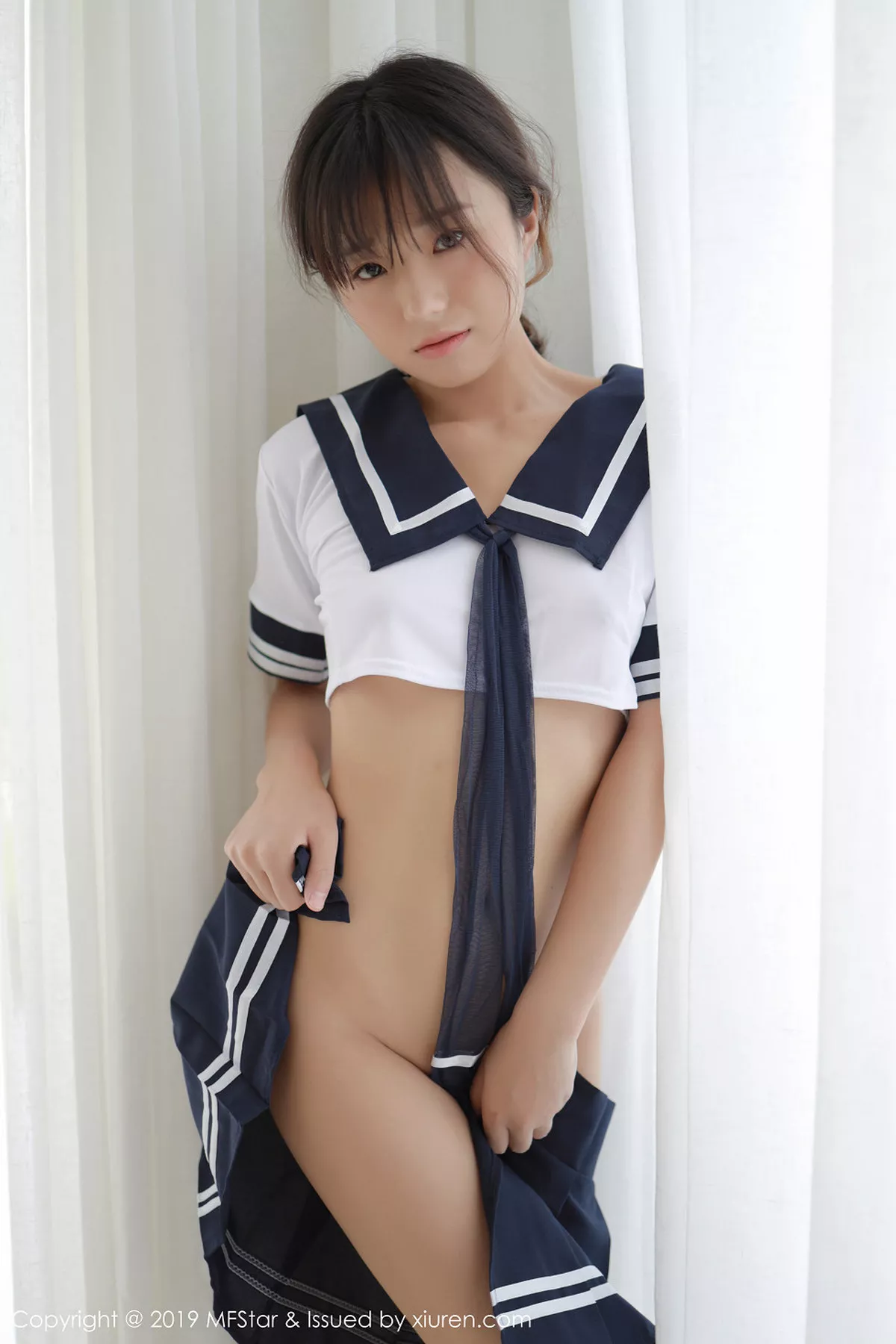 秀人集.com_[MFStar模范学院]Vol.198_嫩模仓井优香越南旅拍性感JK制服秀完美身材写真42P