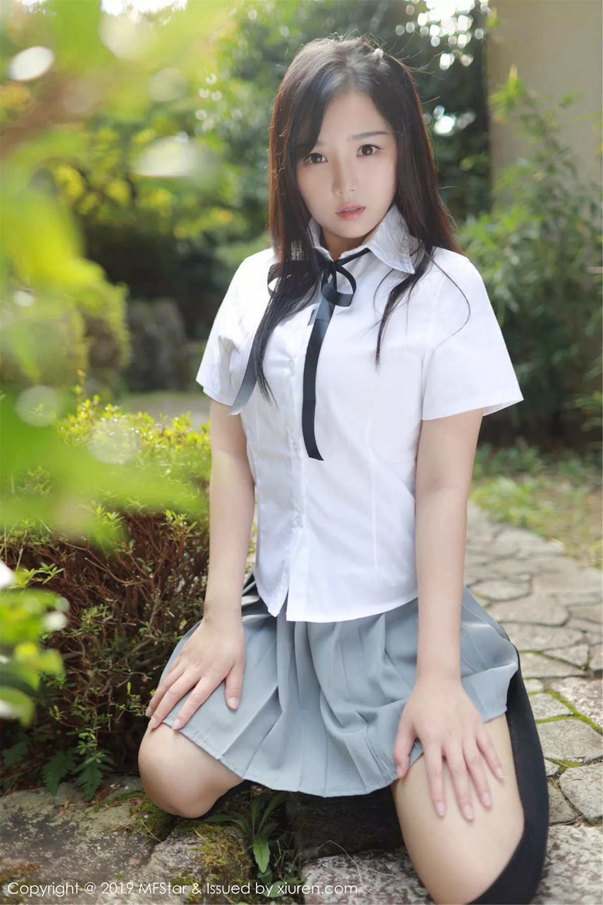 秀人集.com_[MFStar模范学院]Vol.193_女神徐微微miar日本旅拍户外学生JK制服清爽迷人写真40P