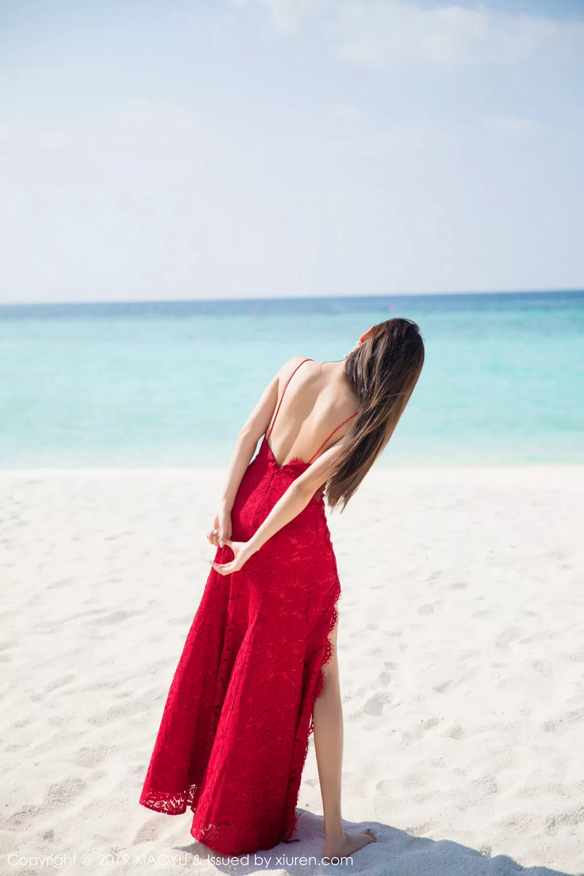 秀人集.com_[XiaoYu画语界]Vol.084_女神杨晨晨sugar马尔代夫旅拍牛仔裤配白色内衣诱惑写真52P