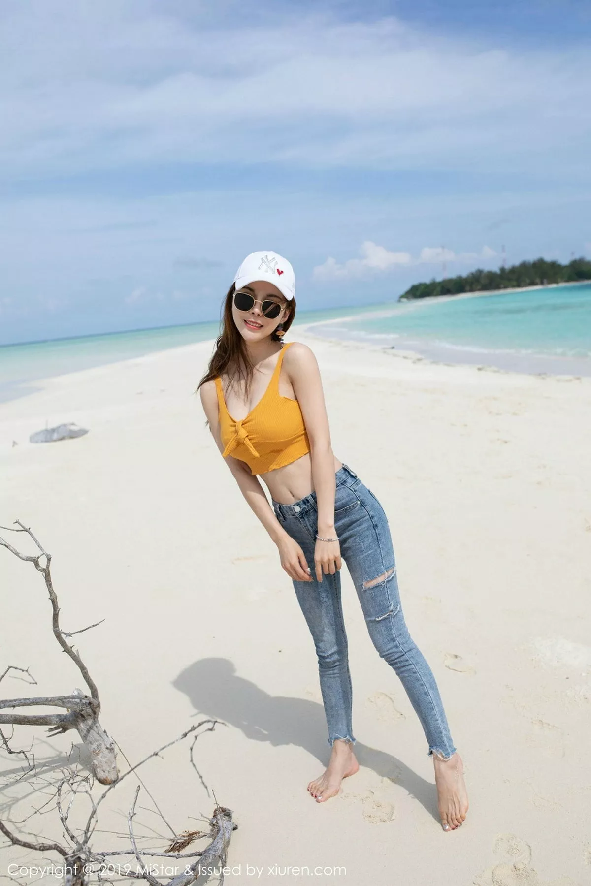 秀人集.com_[MiStar魅妍社]Vol.299_嫩模沈佳熹仙本那旅拍户外性感内衣配牛仔裤完美诱惑写真40P