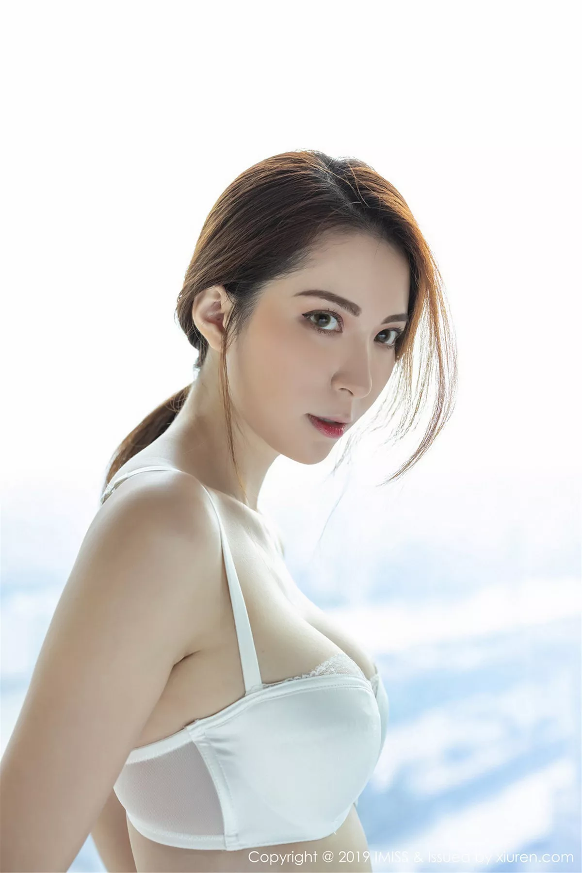 秀人集.com_[IMISS爱蜜社]Vol.366_嫩模Carry私房白色缕空连身裙全脱露性感内衣完美诱惑写真37P
