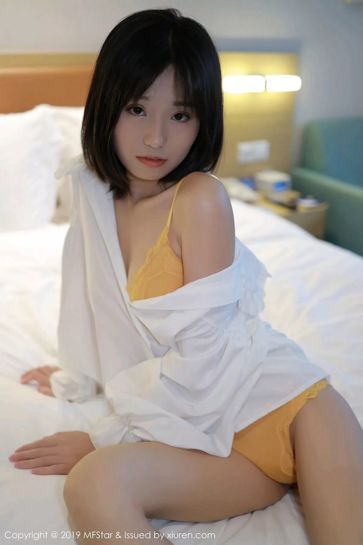 秀人集.com_[MFStar模范学院]Vol.203_嫩模仓井优香居家床上脱性感白衬衣大尺度全裸惹火诱惑写真66P