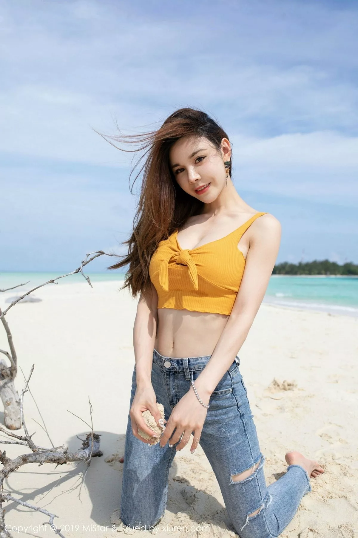 秀人集.com_[MiStar魅妍社]Vol.299_嫩模沈佳熹仙本那旅拍户外性感内衣配牛仔裤完美诱惑写真40P