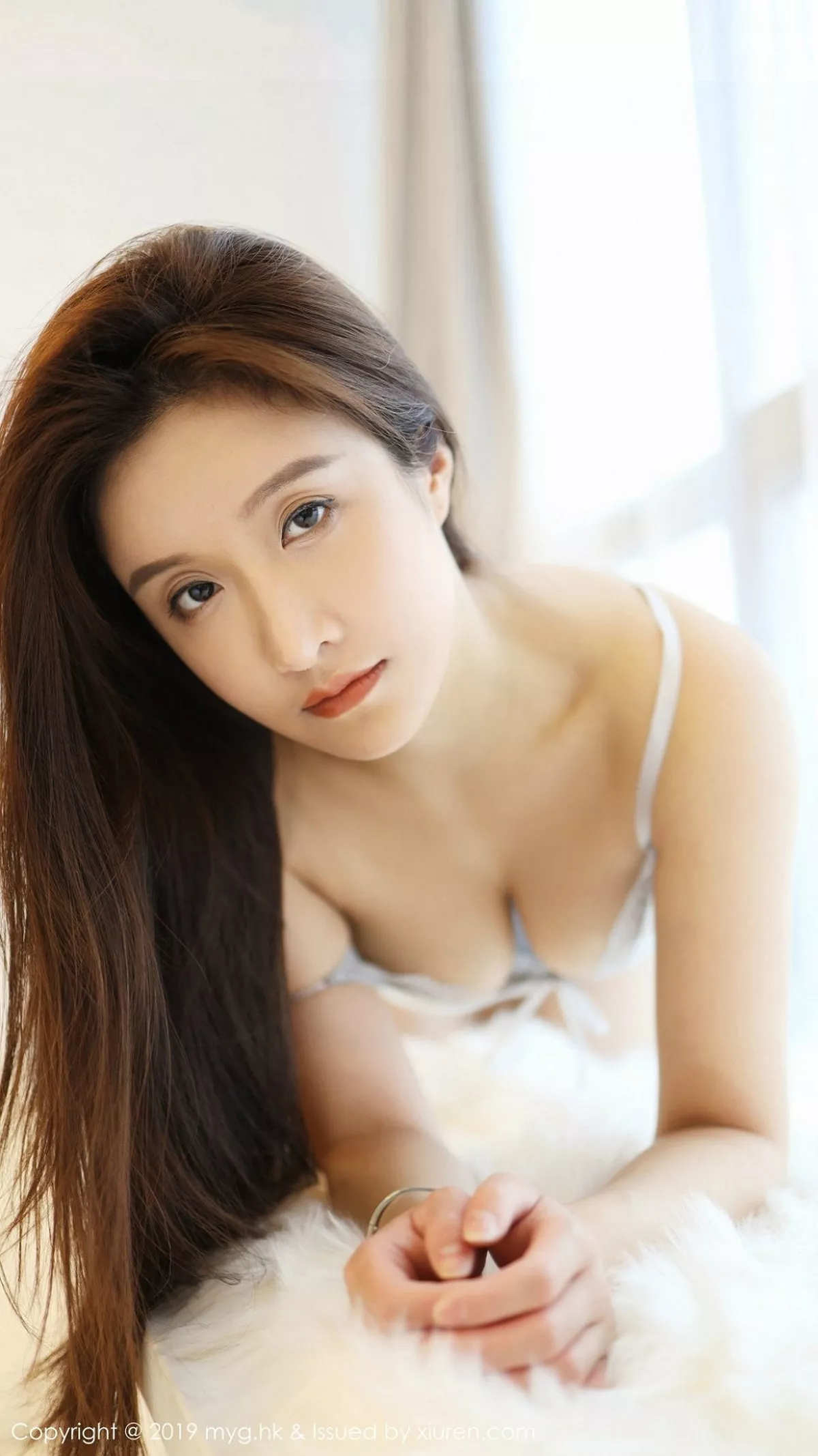 秀人集.com_[MyGirl美媛馆]Vol.372_嫩模任莹樱私房性感内衣半脱露傲人豪乳惹火诱惑写真64P